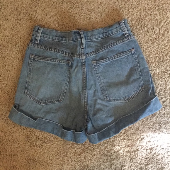 Shorts. - Picture 2 of 2